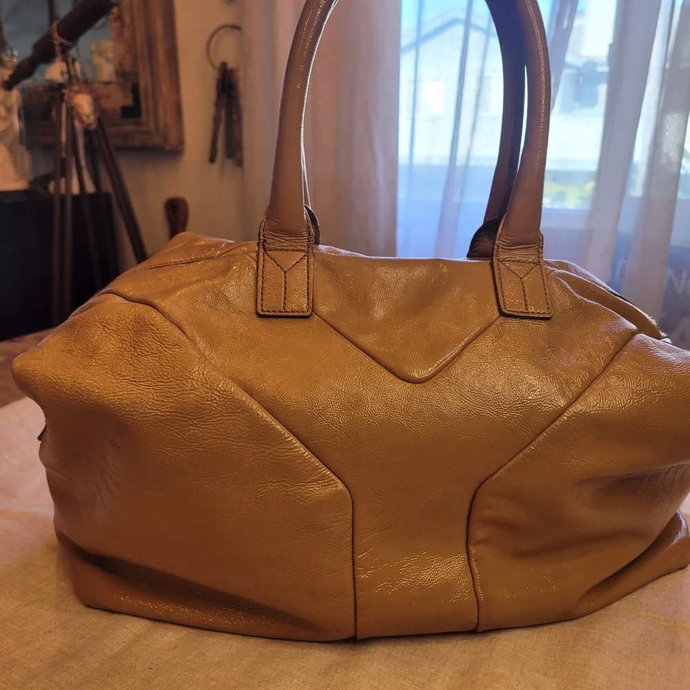 Yves Saint Laurent Rive Gauche Easy Y Handle Bag - Picture 2 of 5